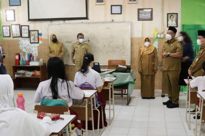 Dispendik Gresik Mulai Pembelajaran Tatap Muka Darurat
