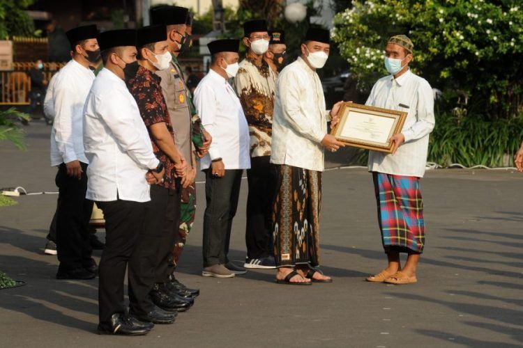 Peringati HSN Walkot Eri Cahyadi Ajak Santri Lakukan Jihad Jadi Garda Depan Pertumbuhan Ekonomi