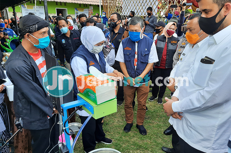 Kunjungi Kampung Benteng Probolinggo Gubernur Khofifah Apresiasi Inovasi Warga