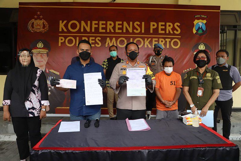 Dalih Investasi Umrah Senilai Rp 1,5 Miliar, Warga Surabaya Ditangkap