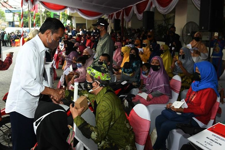 Nelayan Minta Dibuatkan Pemecah Ombak, Presiden Jokowi Akan Kirim Tim PU ke Kampung Bulak