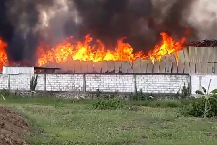 Pabrik Pengolahan Tongkol Jagung di Mojokerto Terbakar