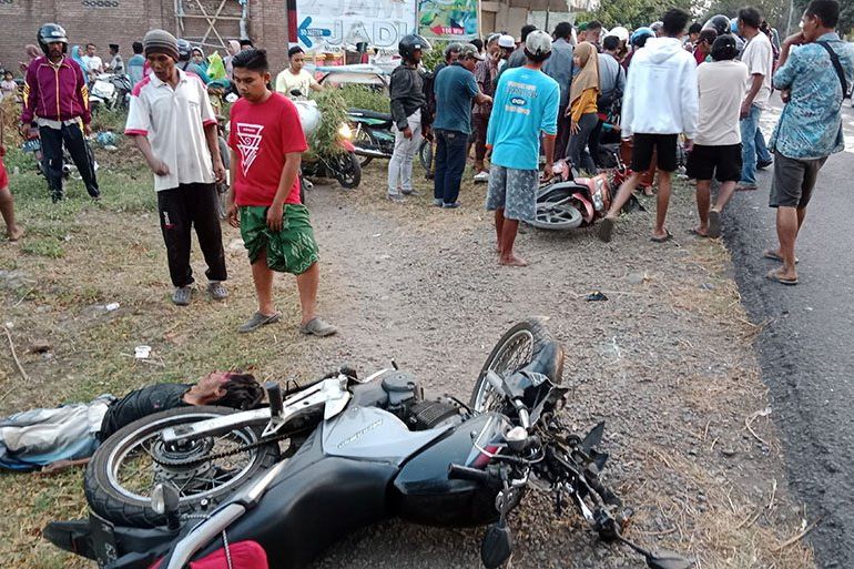Kecelakaan Maut Melibatkan 3 Motor di Jalur Pantura Paiton Probolinggo, 2 Orang Meninggal