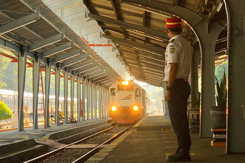 Jumat Besok Kereta Api Mulai Beroperasi, Ini Sederet Syarat Naik KA