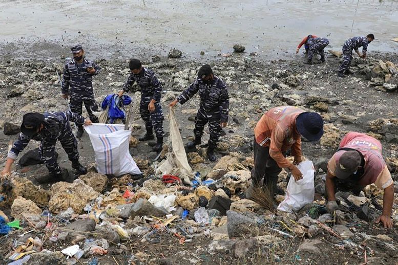 Koarmada II Gelar Program Laut Bersih Libatkan Berbagai Elemen dan Stakeholder