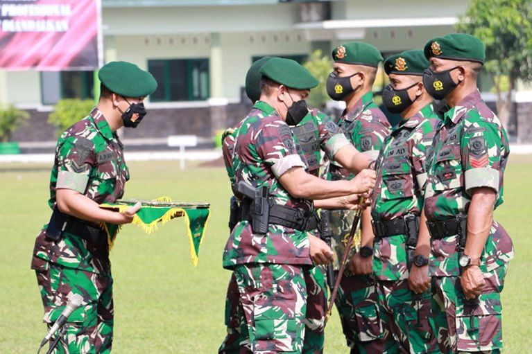 Misi Perdamaian Berhasil, Pin Vira Cakti Yudha Disematkan ke Ratusan Prajurit 503 Mayangkara