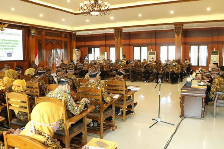 Ning Ita Tegaskan Minta ASN Adaptasi Ikuti Perkembangan Digital untuk Pelayanan Publik