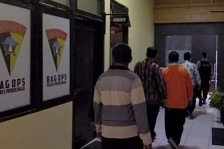 17 ASN Kasus OTT Jual Beli Jabatan Diperiksa KPK di Mapolres Probolinggo