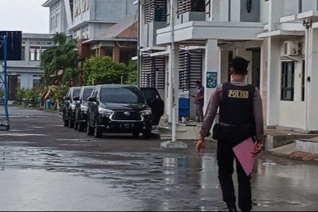 Ponpes Dikelola Hasan Aminuddin Bersama Bupati Probolinggo nonaktif Digeledah KPK