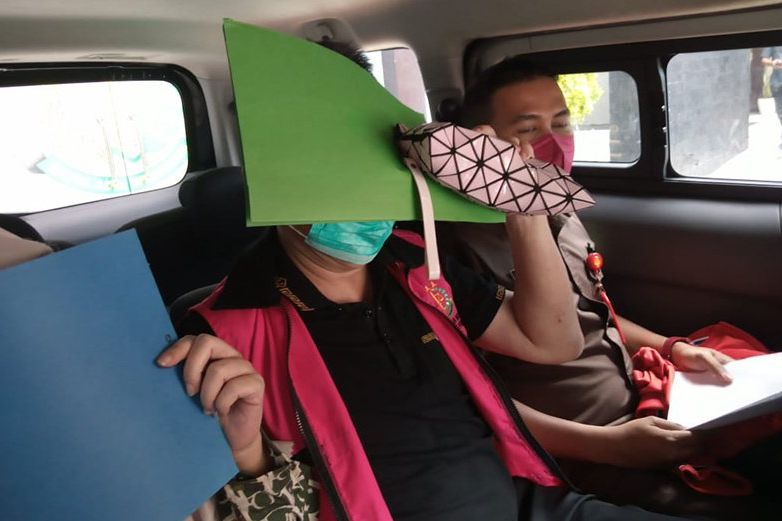 Bobol Bank Jatim Senilai 60 Miliar Pasutri Ditangkap Kejari Tanjung Perak