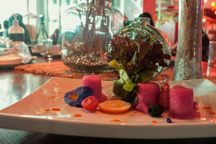 Tren Makanan Sehat Menjamur, Luminor Hotel Jemursari Gelar Demo Masak Makanan Sehat