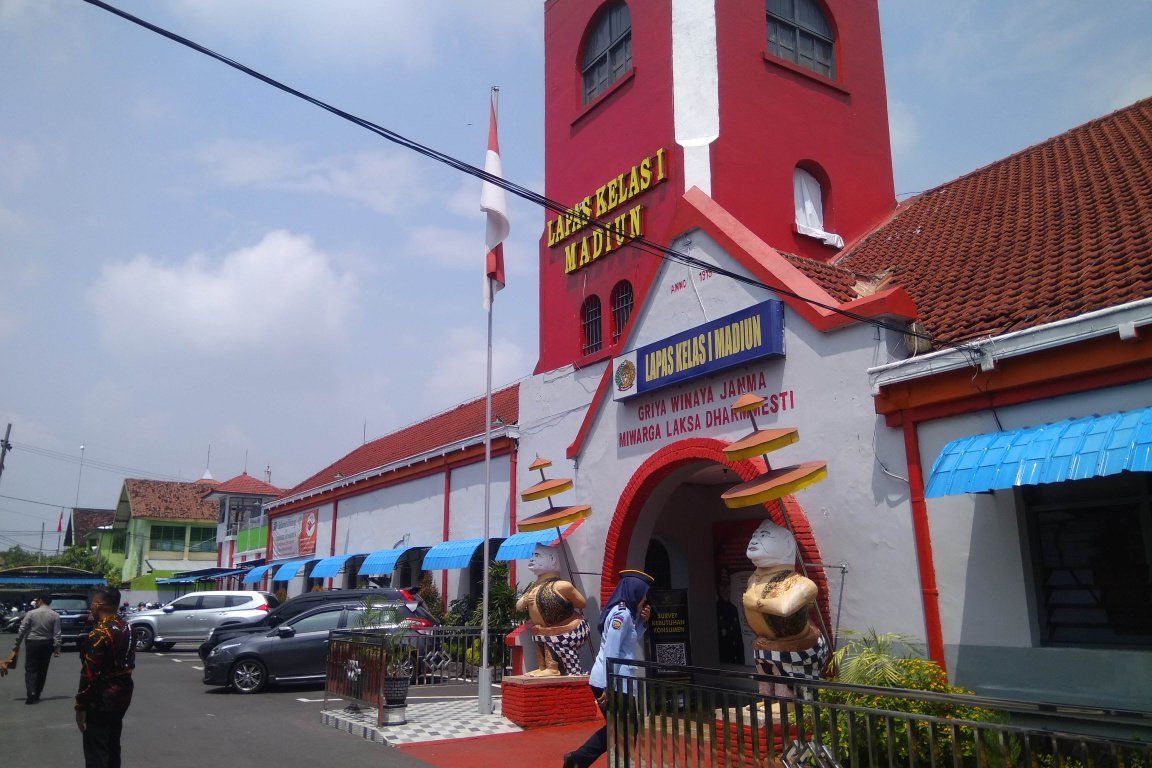 Efek Covid-19, Besuk di Lapas Madiun Dengan Video Call