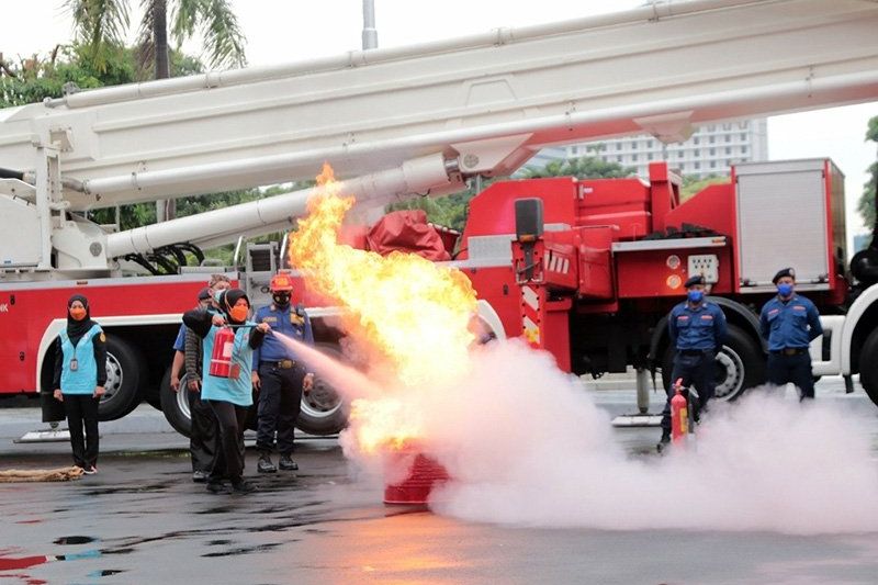 Kukuhkan Kader Madagaskar, Wali Kota Surabaya Pastikan Tak Ada Kader yang Dipecat