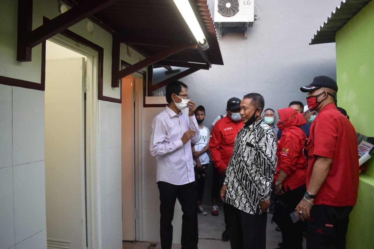 Perbaiki Fasum Warga, PDIP: Bu Risma dan Eri Cahyadi Cepat Mengeksekusi