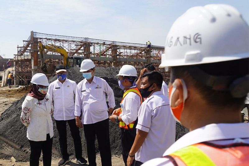 Ciptakan Destinasi Wisata, Ning Ita Tinjau Pembangunan Pemandian Sekarsari