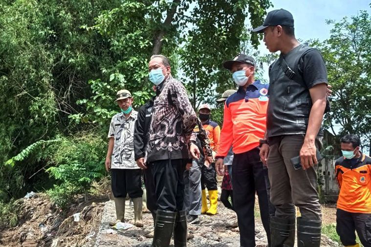 Pasca Banjir Dringu, Pemkab Probolinggo Segera Bangun Tangkis Penahan Air Sementara