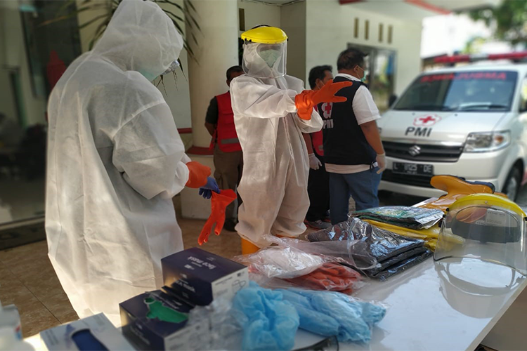 PMI Jember Siapkan 2 Mobil Ambulans Khusus Jenazah Covid-19 di Wilayah Tapal Kuda
