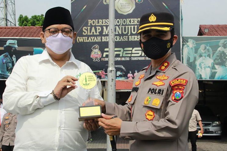 Inilah Sosok Polisi Humanis dan Religius yang Jadi Tokoh Muda Nahdliyin