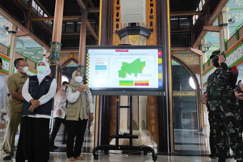 Cek Kesiapan Masjid Agung Al Fattah Mojokerto, Khofifah Beri Lampu Hijau Salat Id Berjemaah