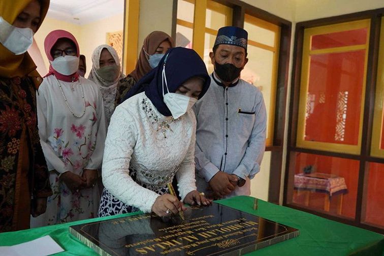 Jadi Benteng Agama, "Ning Ita di Sekolah" Dilaunching