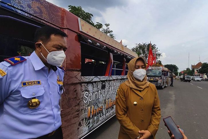 Jadi Pendukung Destinasi Wisata, Ning Ita Uji Coba Shuttle Car