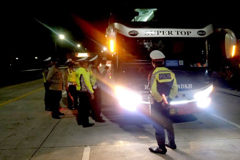 Gelar Operasi PPKM Darurat, Polda Jatim Turunkan 20 Ribu Personel