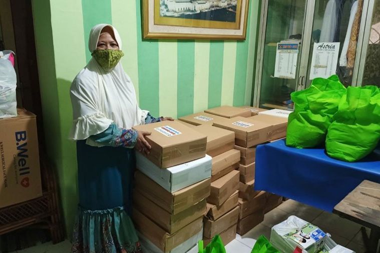 HUT ke-76 RI, 1.358 Paket Sembako Dibagikan Kepada Veteran Surabaya