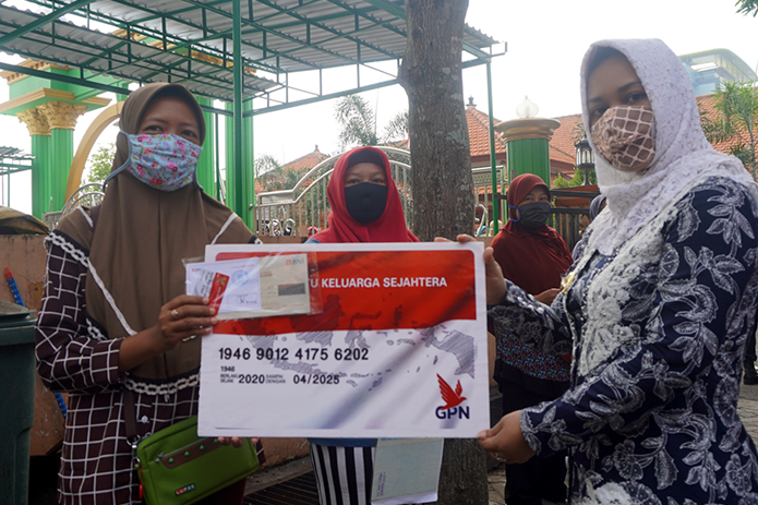 Pemkot Mojokerto Salurkan Kartu Keluarga Sejahtera Bagi Terdampak Covid-19 Sebanyak 1.262