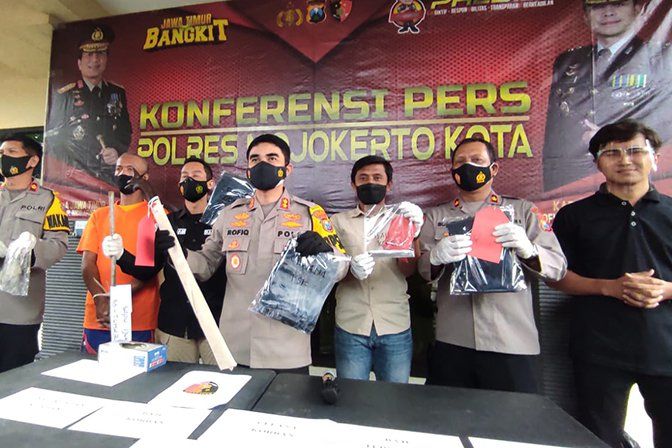 Gegara Dituduh Mencuri, Paman di Mojokerto Bacok Keponakan