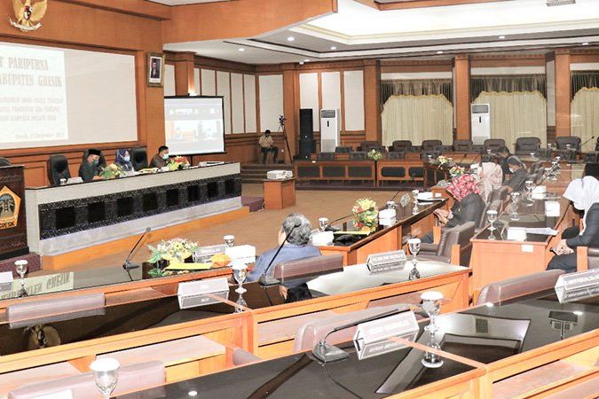 DPRD Gresik Paripurnakan Empat Ranperda Inisiatif, Satu Ranperda Prakarsa Pemerintah Daerah