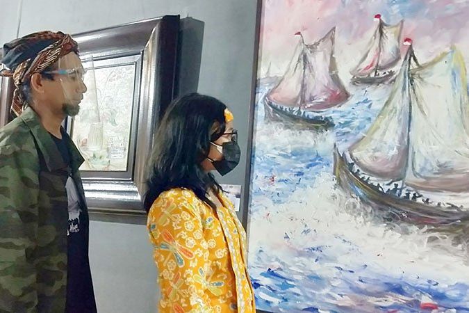 Kartika Affandi Beri Apresiasi Pameran Tunggal Aliya di Gresik