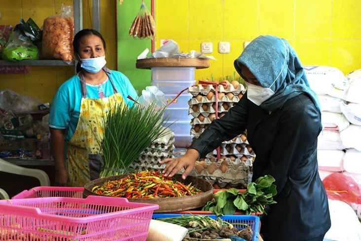 Respon Cepat Ning Ita Tanggapi Kenaikan Harga Cabai, Pasar Murah Digelar
