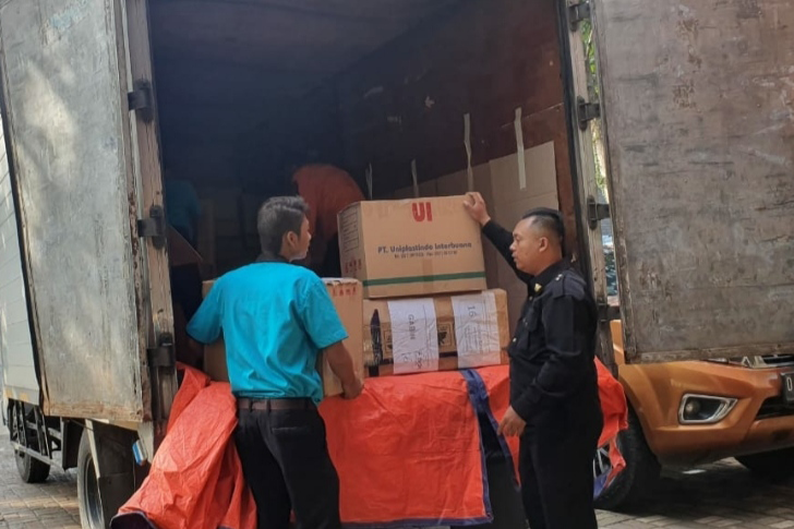 Hampir Sepekan Dilanda Banjir, Pemkot Surabaya Kirim Bantuan ke Bandung