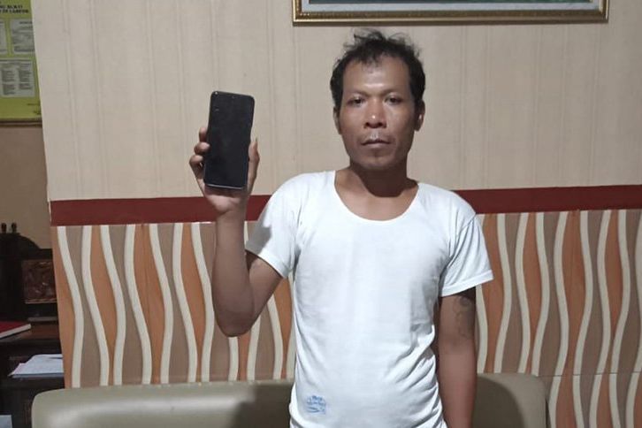 Dagangan Sepi, Penjual Bakso Keliling Nekat Curi Gawai