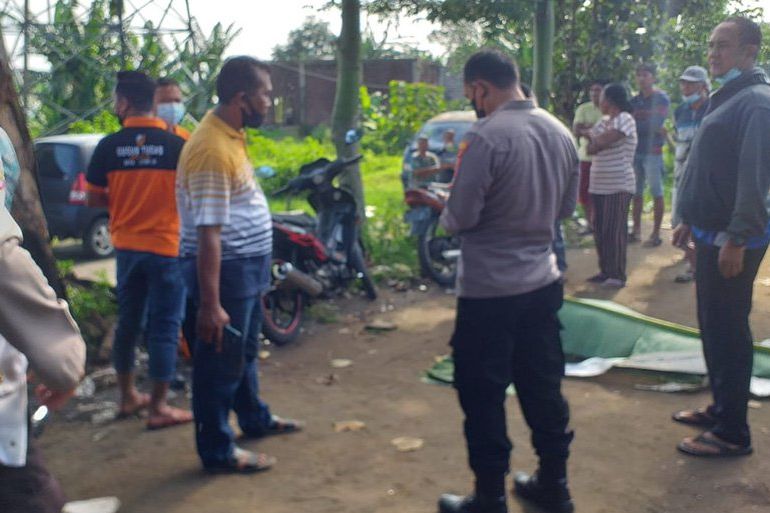 Diduga Sedang Cari Ikan, Warga Sidoarjo Ditemukan Meninggal di Sungai Brantas Mojokerto