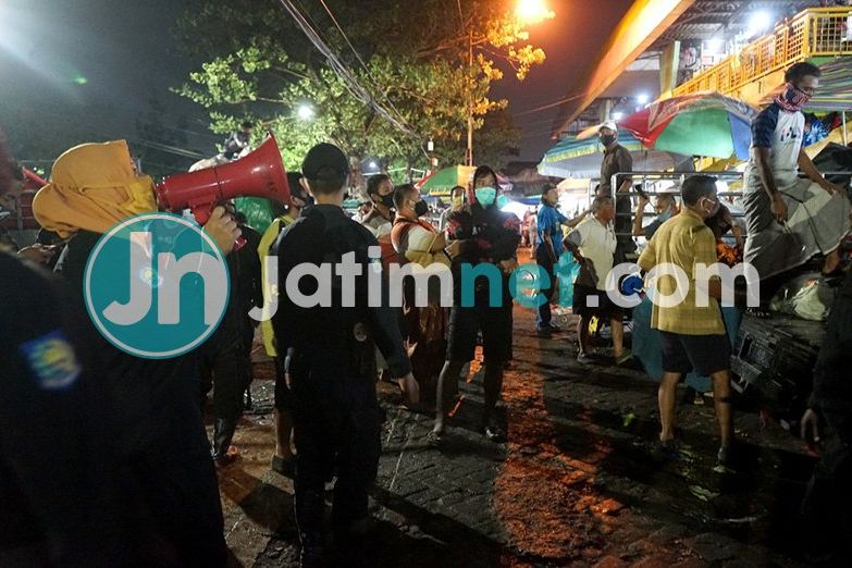 Memutus Mata Rantai Covid-19, Penertiban Masker di Pasar Tradisional Dilakukan Siang dan Malam