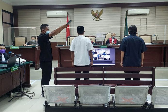 Ajudan Bupati Nganjuk Akui aliran Uang Suap untuk Beli Mobil dan Foya-foya