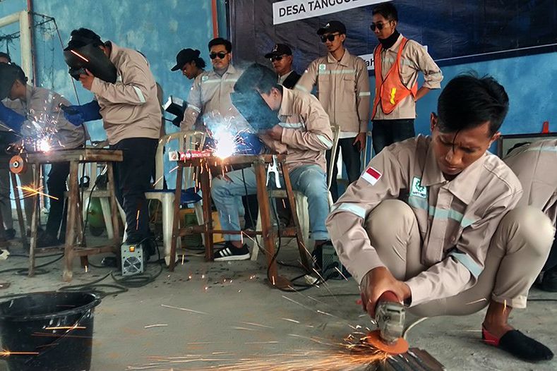 Kurangi Pengangguran, Pemdes Tanggulrejo Beri Pelatihan Pengelasan 