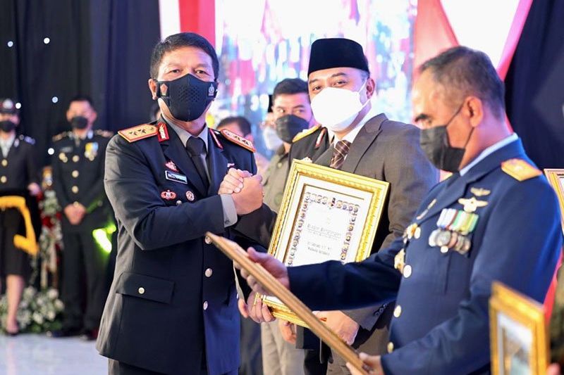Inovasi, Kreatifitas dan Kegotongroyongan, Antarkan Pemkot Surabaya Terima Sederet Penghargaan 
