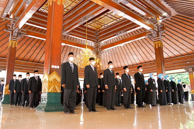 Bupati Mojokerto Kukuhkan 100 Kasek Periode 2022-2024