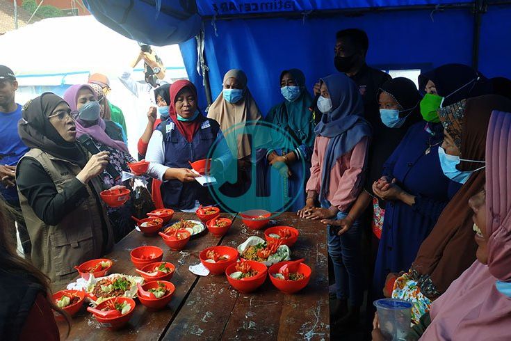Peringatan Hari Ibu di Pengungsian Erupsi Semeru, DP3AK Jatim: Jangan Nikahkan Anak-anak di Usia Muda!