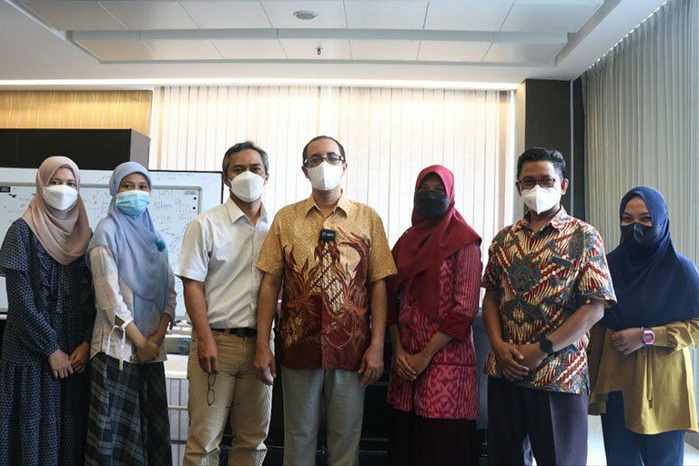 5 Tim Peneliti PENS Sukses Gondol Juara 1 Penelitian Terapan Tingkat Nasional 2021
