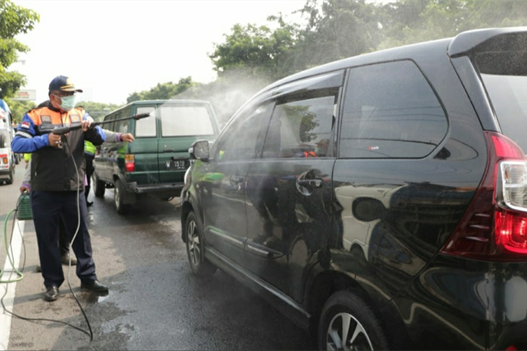 Pasca Dievaluasi, 18 Posko Sterilisasi di Pintu Masuk Surabaya Kembali Dibuka