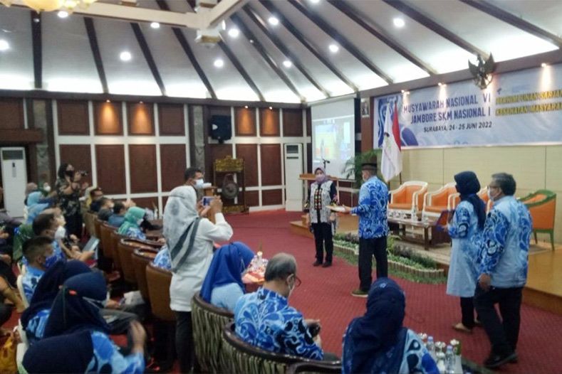 Jadi Perhatian Persakmi, Kota Surabaya Dinilai Berhasil Tekan Angka Kasus Aktif Covid-19