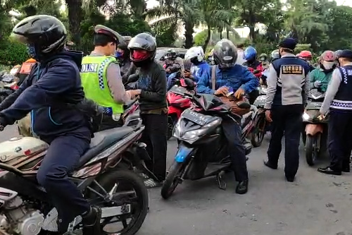 PSBB Diperpanjang, Sanksi Tegas Bagi Pelanggar