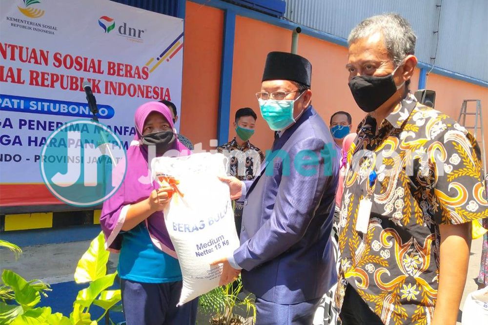 Kegaduhan Antara Koordinator PKH dan Bupati Situbondo Soal Penyaluran Bansos