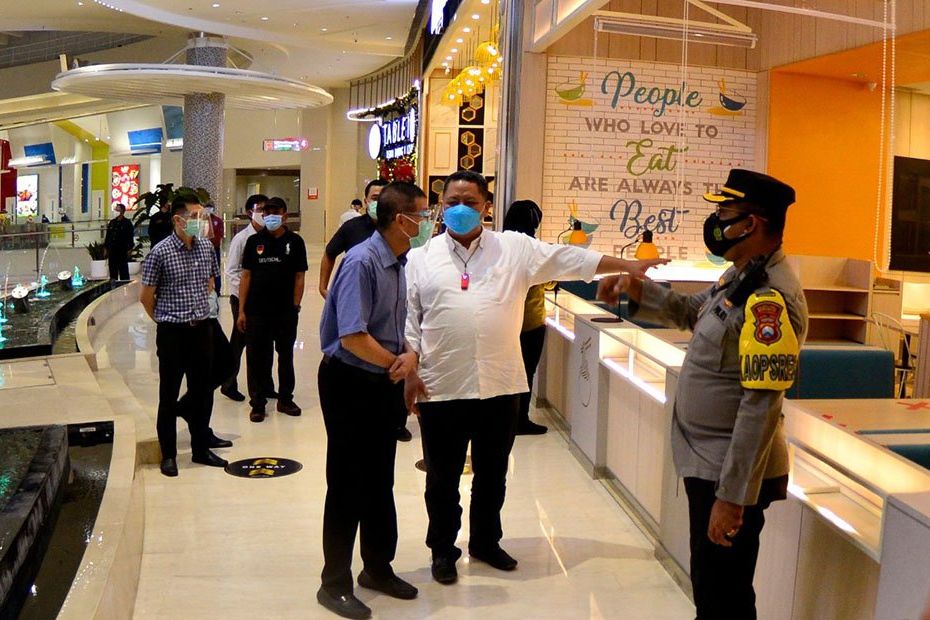 SOP Prokes Ketat Disiapkan untuk Relaksasi Pembukaan Bisnis di Surabaya