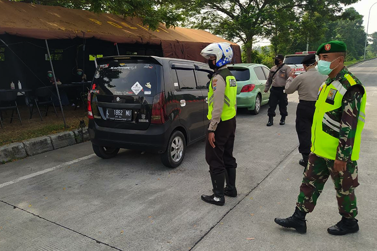 Memutus Rantai Covid-19, Polisi Perketat Perbatasan 