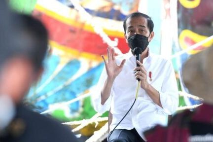 Berdialog Dengan Nelayan Lamongan, Ini yang Disampaikan Presiden Jokowi