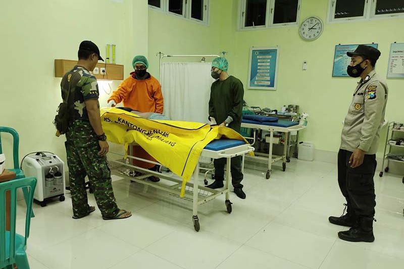 Diduga Overdosis Miras, Janda di Probolinggo Ditemukan Tewas